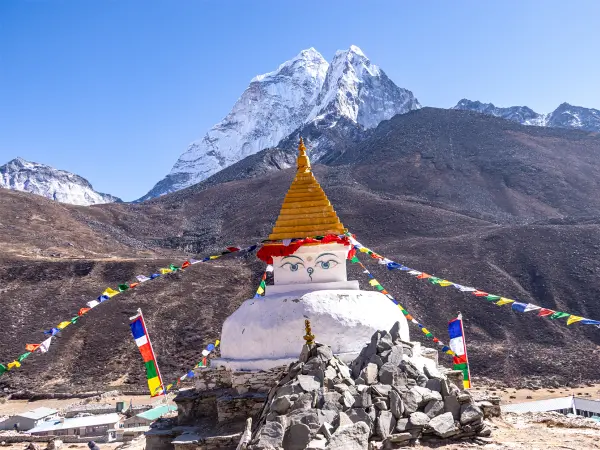 Dingboche Stupa