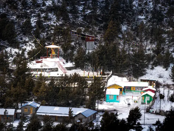 Pisang Village Annapurna Circuit Trek