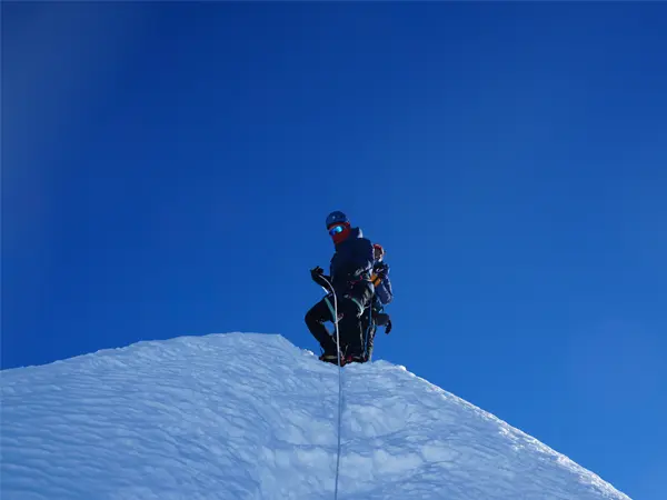 Island Peak Climbing with Everest Base Camp Trek- 19 days