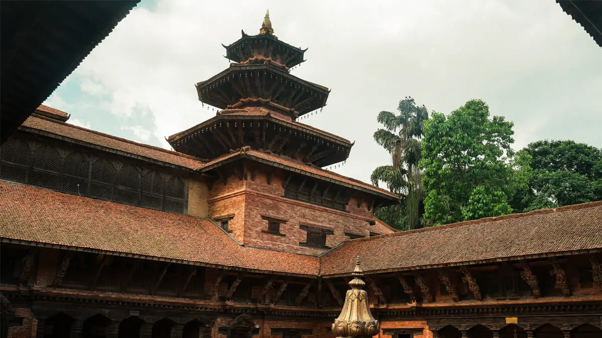 chola pass trek city tour 1