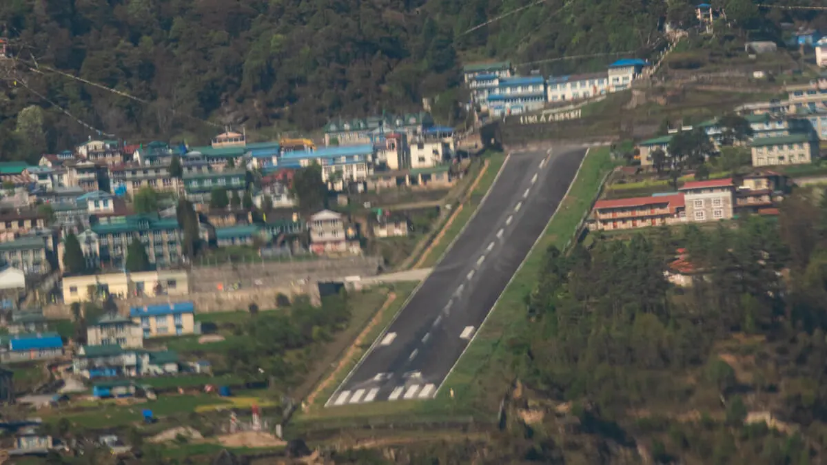 chola pass trek lukla airport runway 1