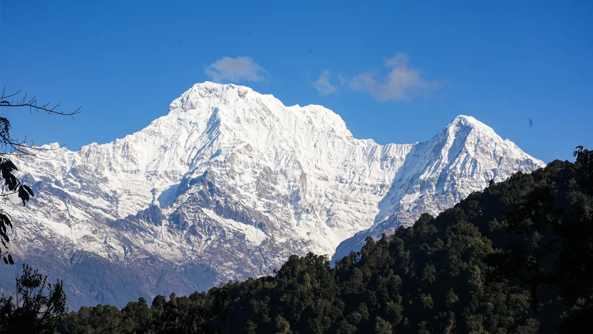 mardi himal trek mountain view